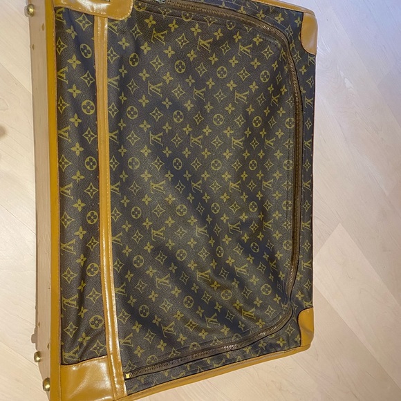 Louis Vuitton authentic Pullman 25x20 suitcase. Lovingly restored. - Picture 9 of 9